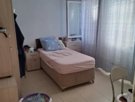 Armutalan Mahallesi Satılık 3÷1 Müstakil Tripleks Ev